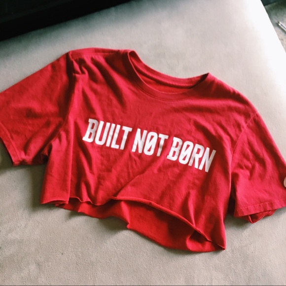 Nike Tops - Nike crop top